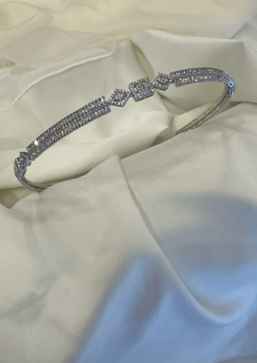 Tiara Marieé